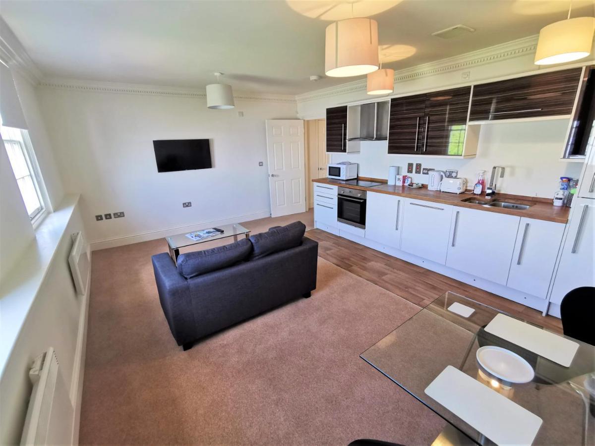 The Clarendon Royal Community Hotell Gravesend Eksteriør bilde