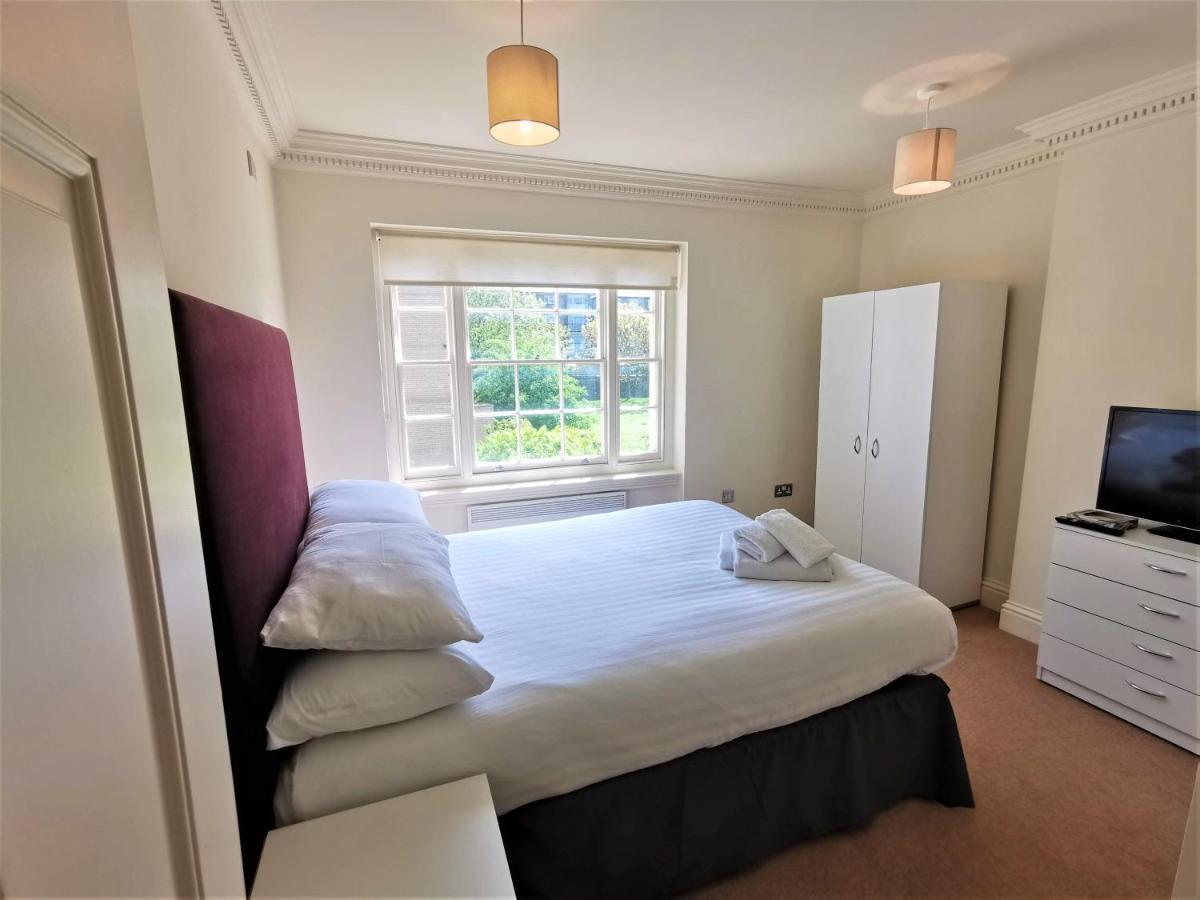 The Clarendon Royal Community Hotell Gravesend Eksteriør bilde
