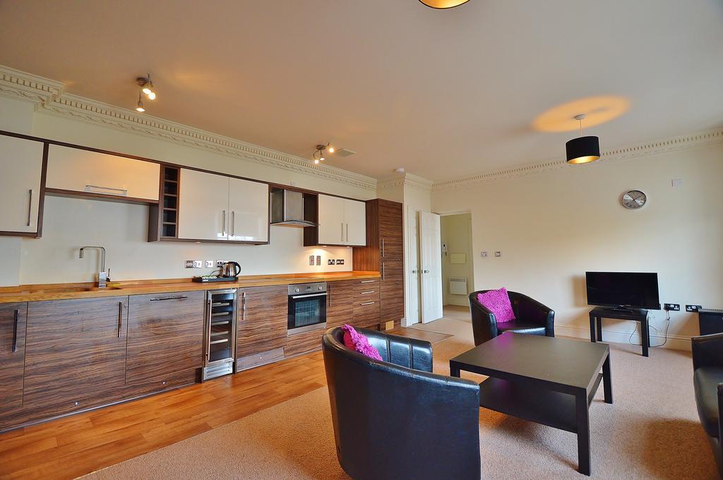 The Clarendon Royal Community Hotell Gravesend Eksteriør bilde