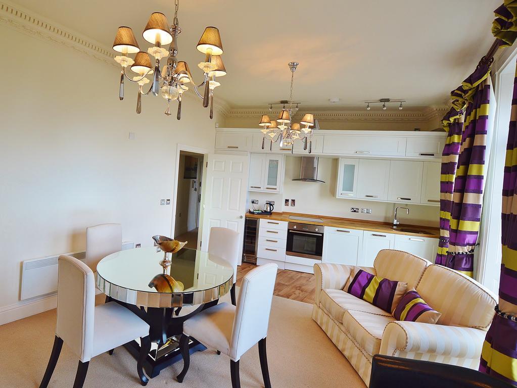 The Clarendon Royal Community Hotell Gravesend Eksteriør bilde