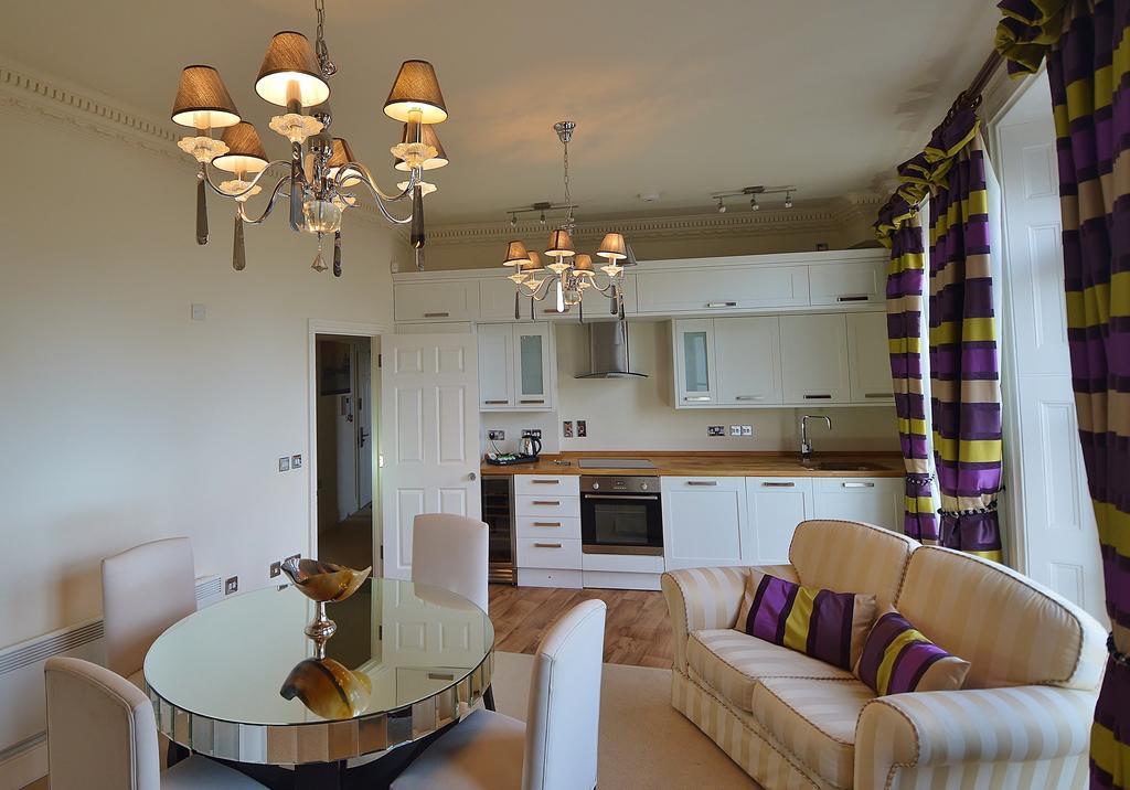 The Clarendon Royal Community Hotell Gravesend Eksteriør bilde