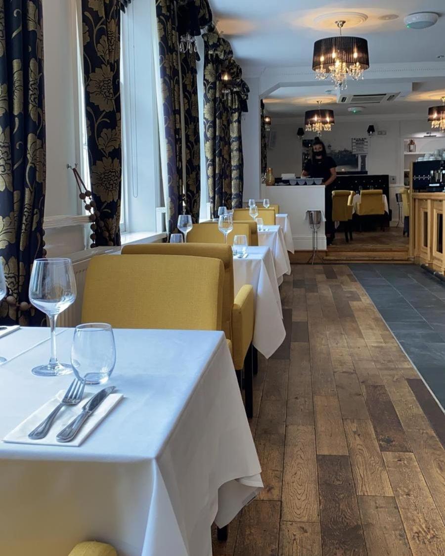 The Clarendon Royal Community Hotell Gravesend Eksteriør bilde
