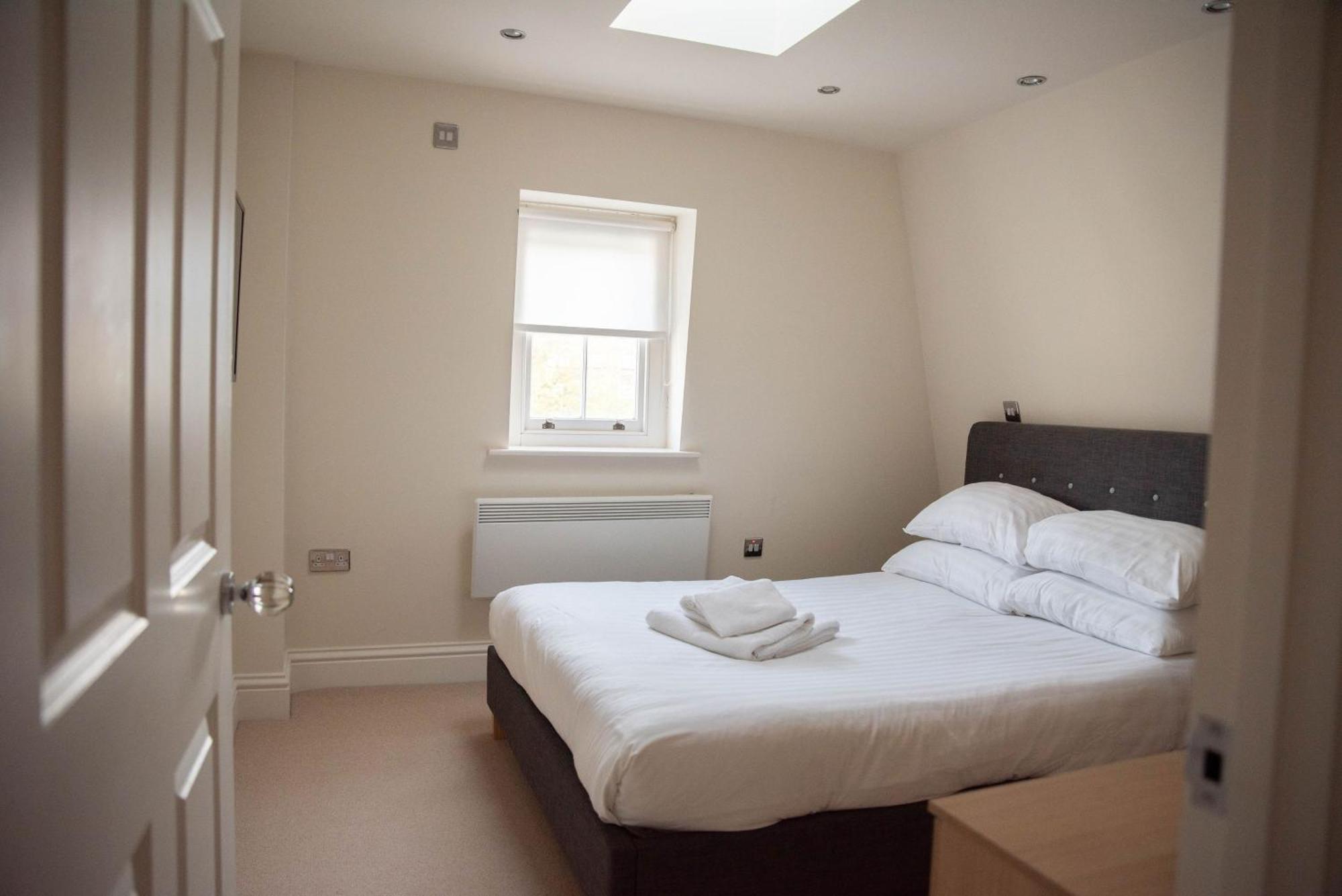 The Clarendon Royal Community Hotell Gravesend Eksteriør bilde