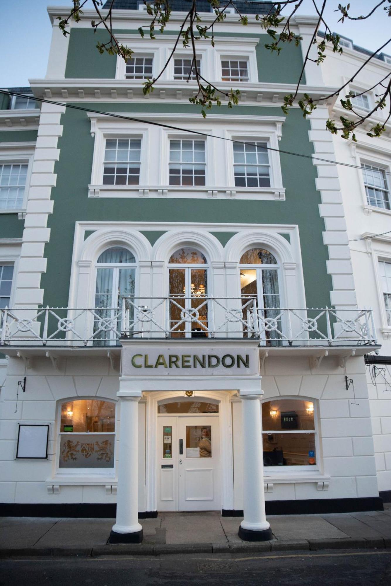 The Clarendon Royal Community Hotell Gravesend Eksteriør bilde