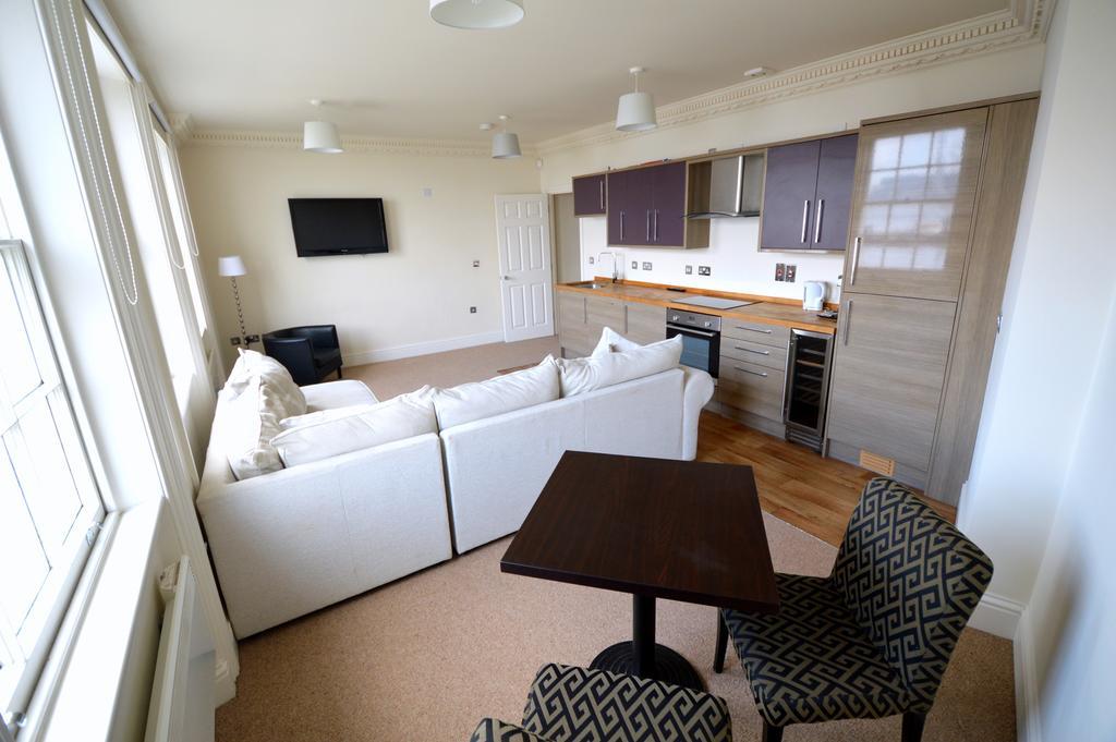 The Clarendon Royal Community Hotell Gravesend Eksteriør bilde