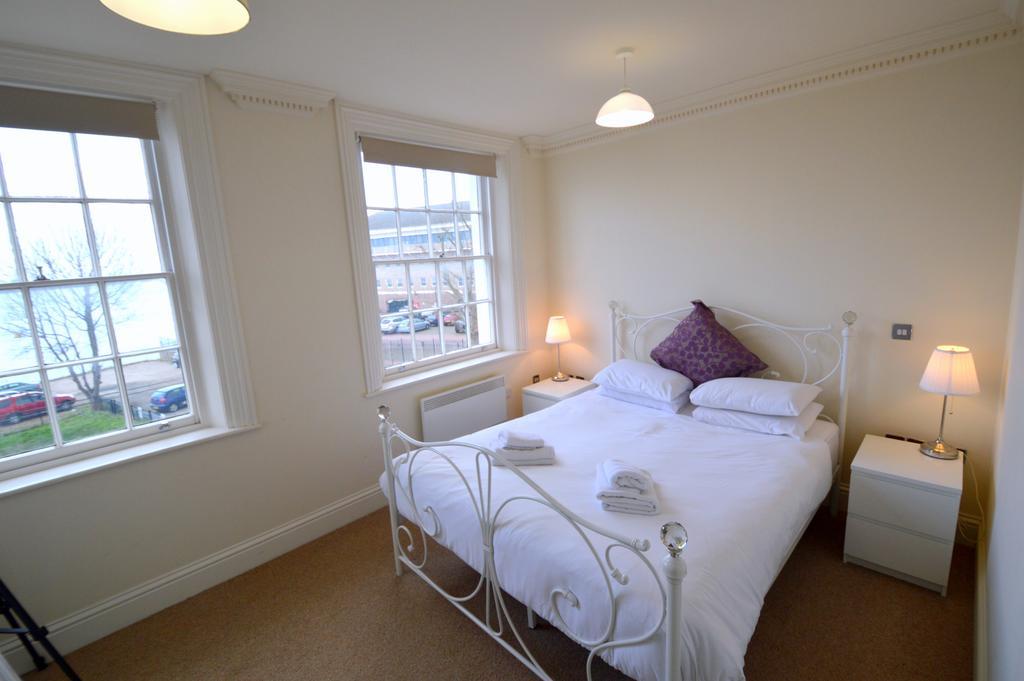The Clarendon Royal Community Hotell Gravesend Eksteriør bilde